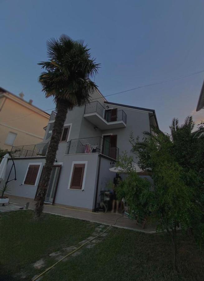 Dimora Il Campanile Bed and Breakfast Chieti Eksteriør billede